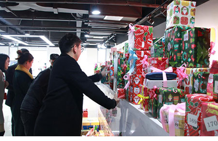 聯(lián)測(cè)陪你一起過(guò)圣誕