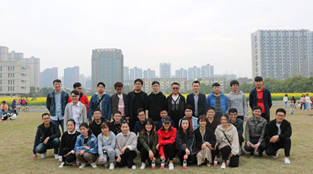 情動(dòng)工商，愛(ài)滿(mǎn)花田